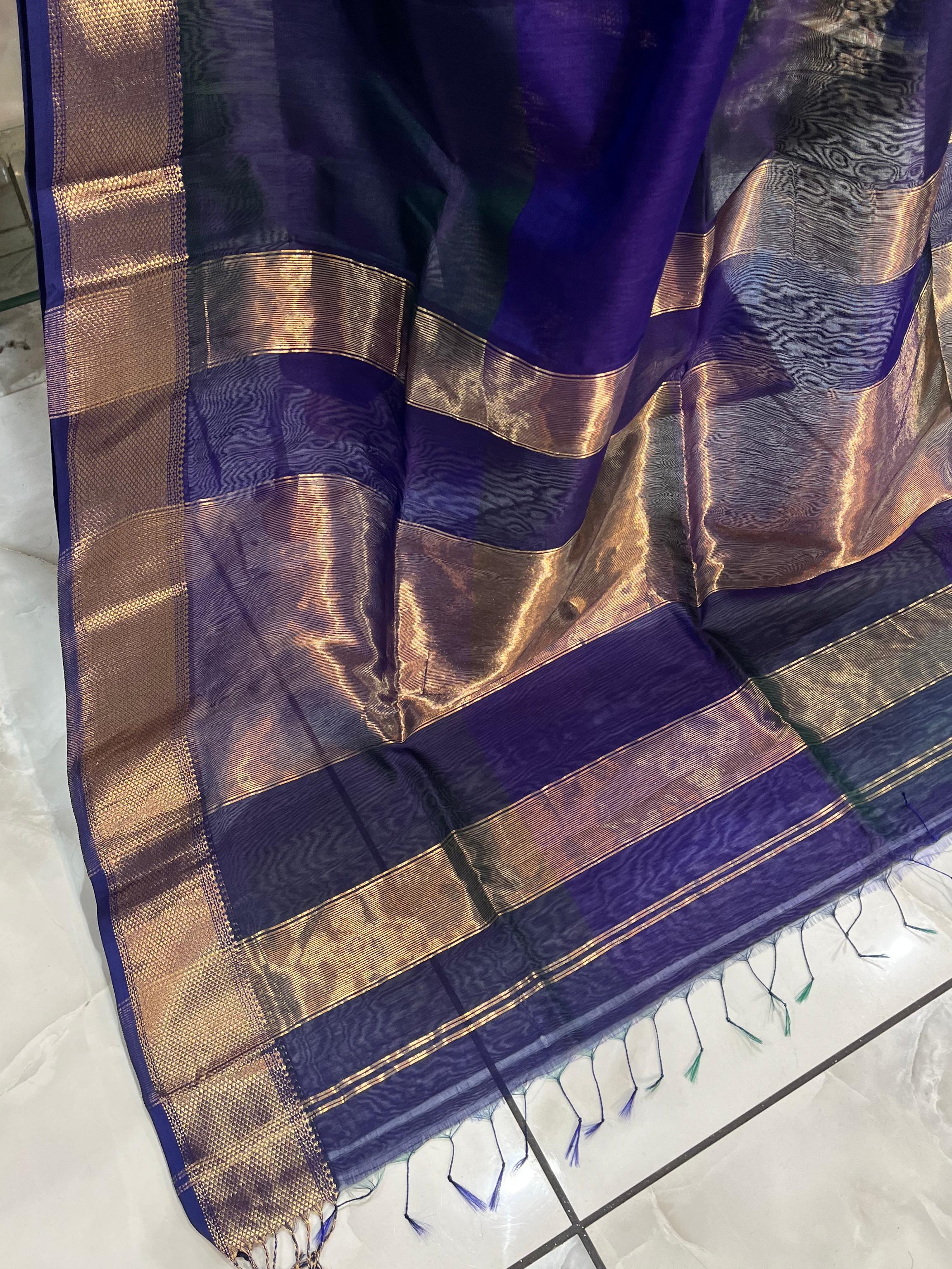 Pure Maheshwari Handwoven Shaded Saree.