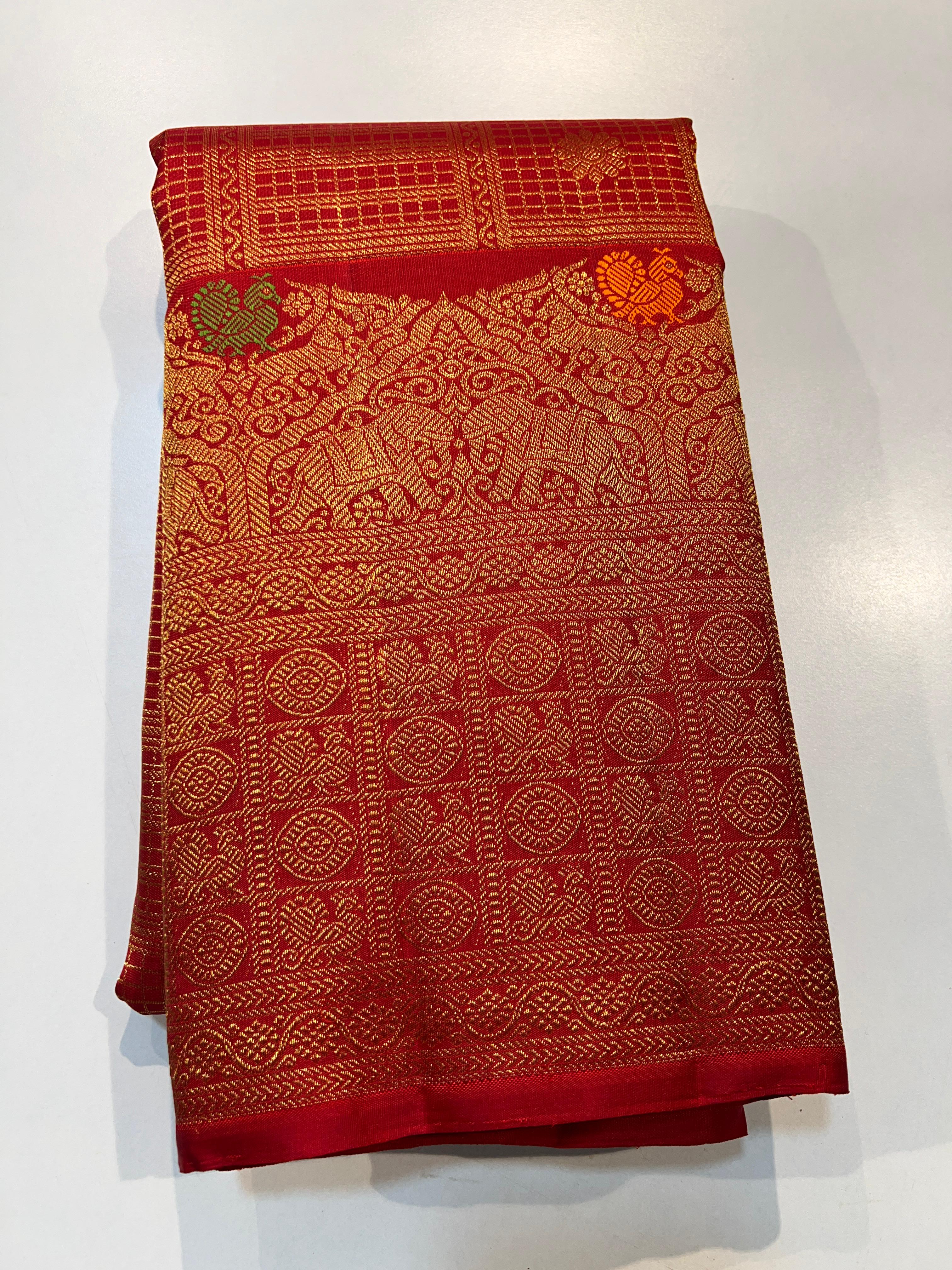 Pure Kanchipuram Handloom Silk Saree with Turning Border.