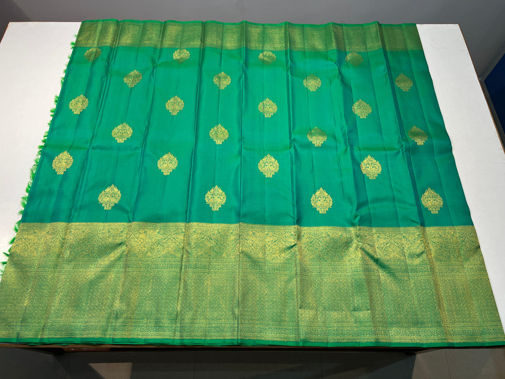 Pure Kanchipuram Handloom Turning Border Silk Saree