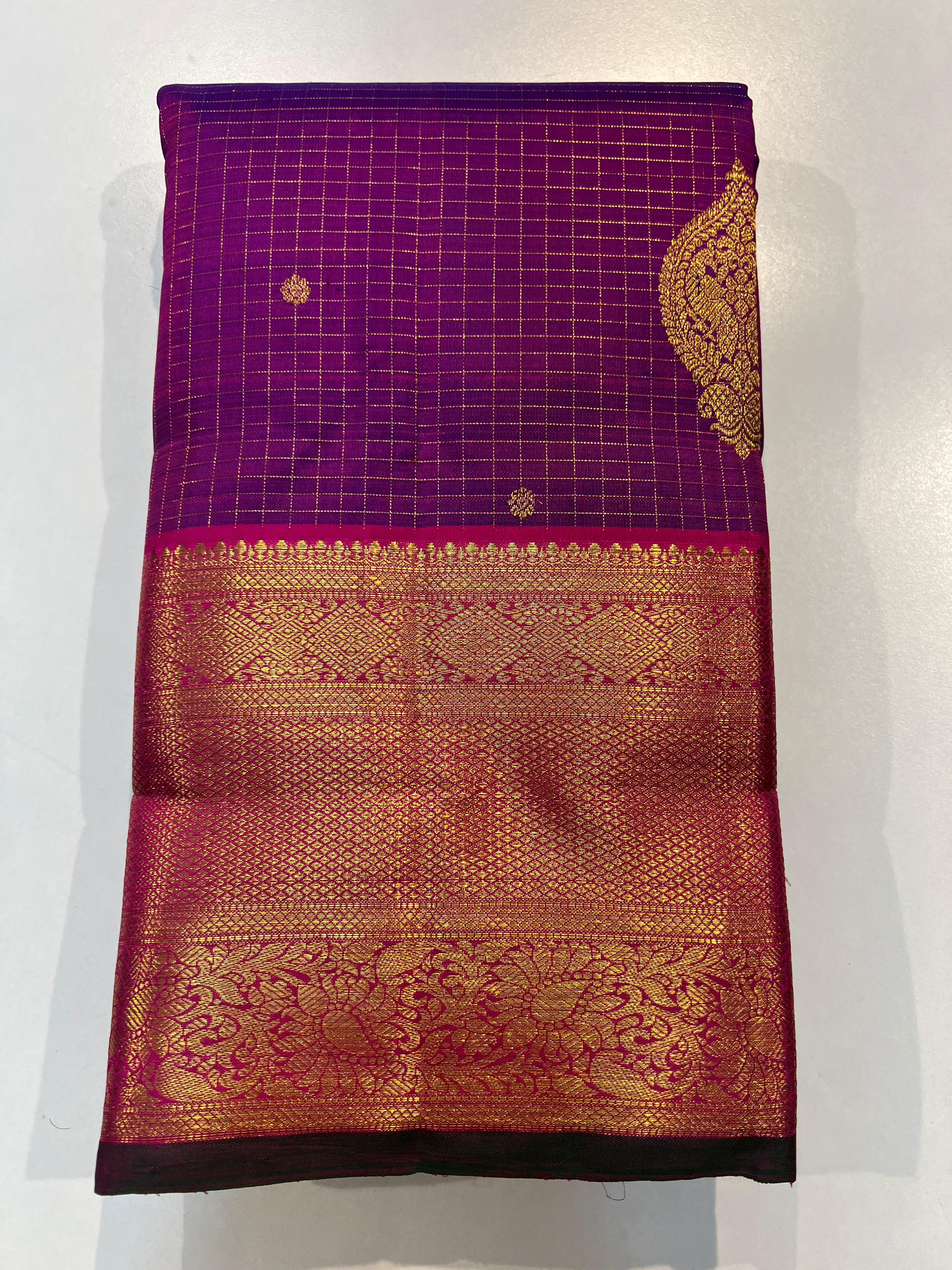 Pure Kanchipuram Handloom Vaira Oosi Silk Saree.