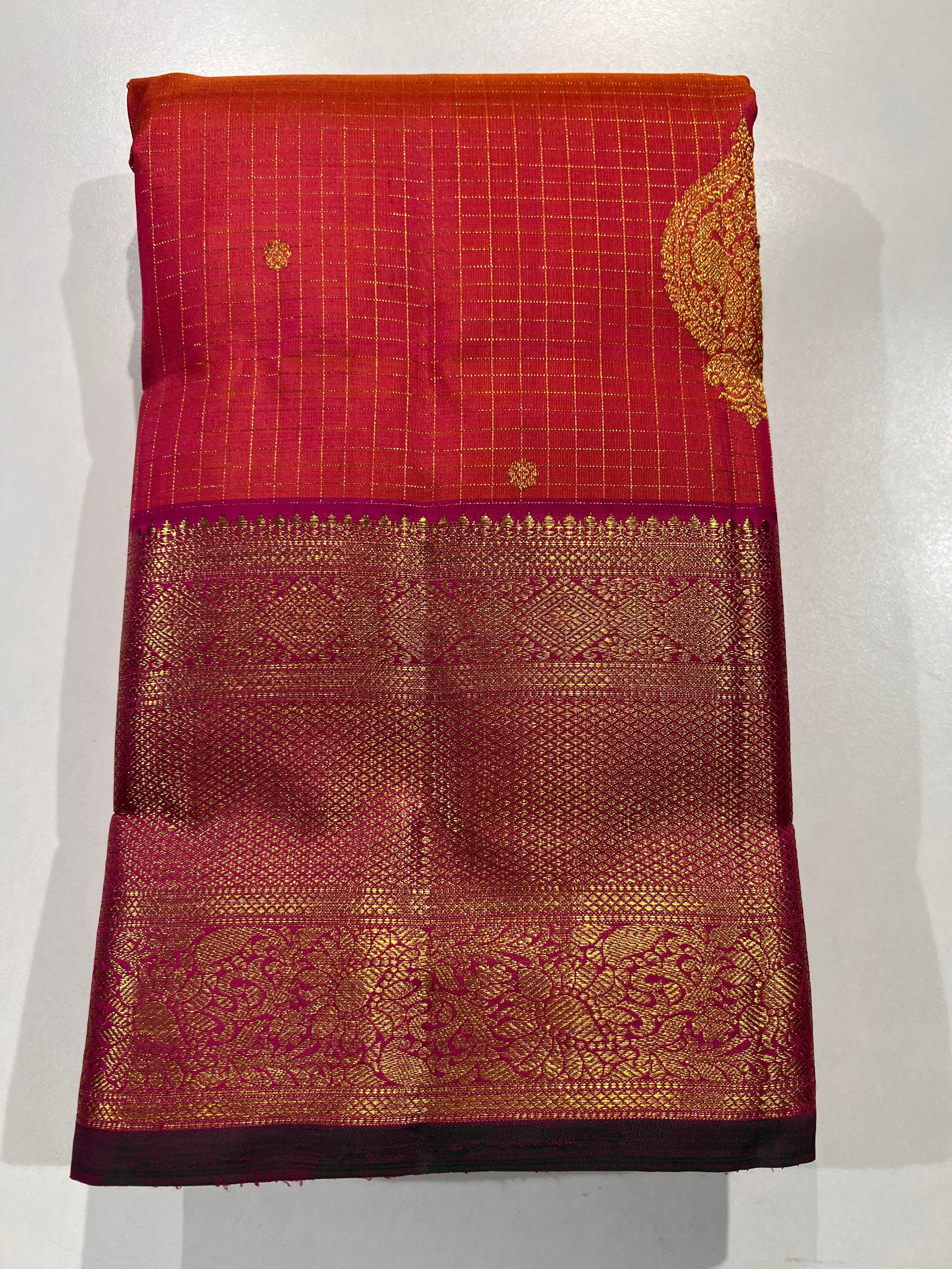 Pure Kanchipuram Handloom Vaira Oosi Silk Saree.