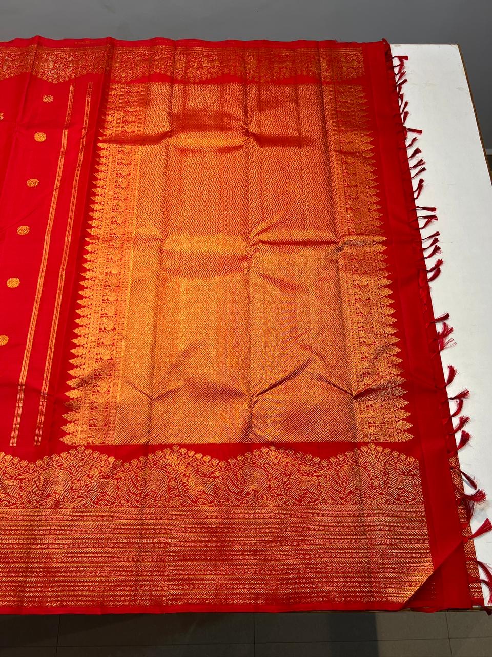 Pure Kanchipuram Handloom Turning Border Silk Saree