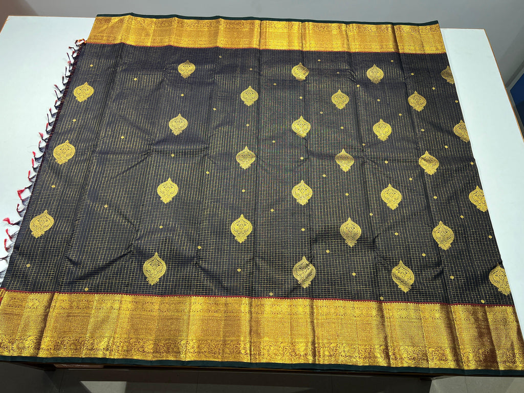 Kanchipuram Handloom Vaira Oosi Silk Saree