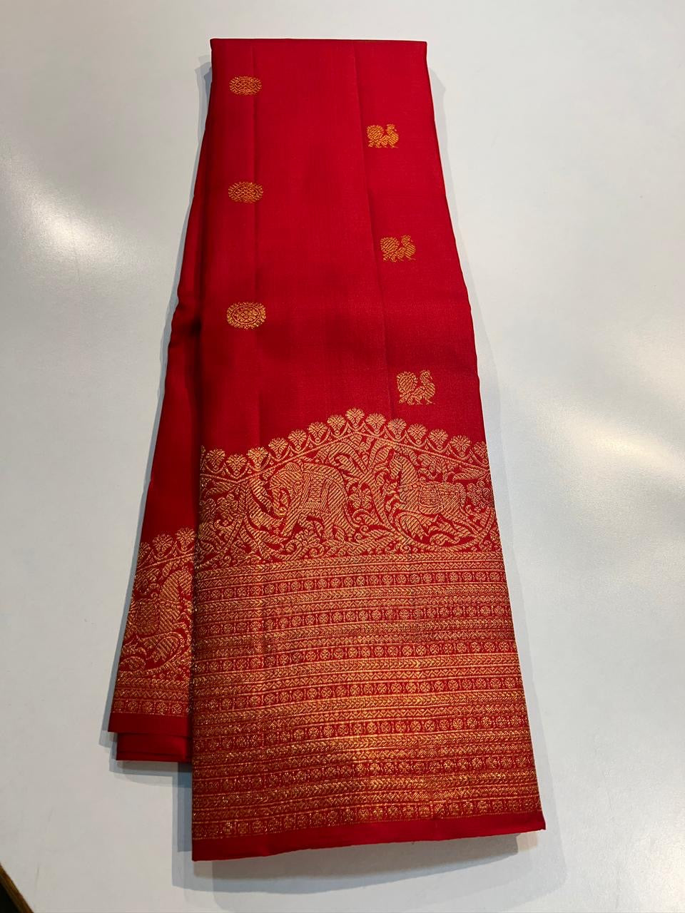 Pure Kanchipuram Handloom Turning Border Silk Saree