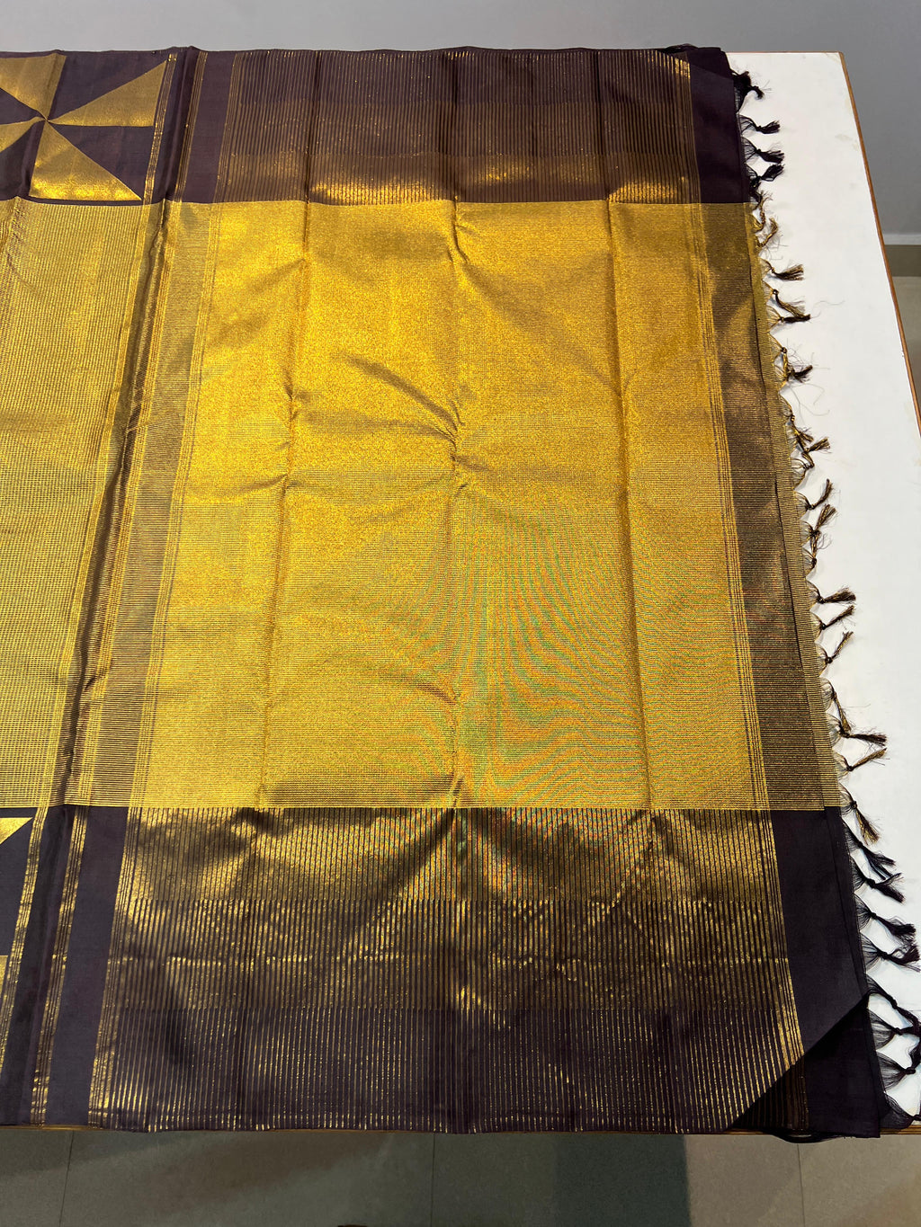 Pure Kanchipuram Handloom Tissue 8Kol Silk Saree