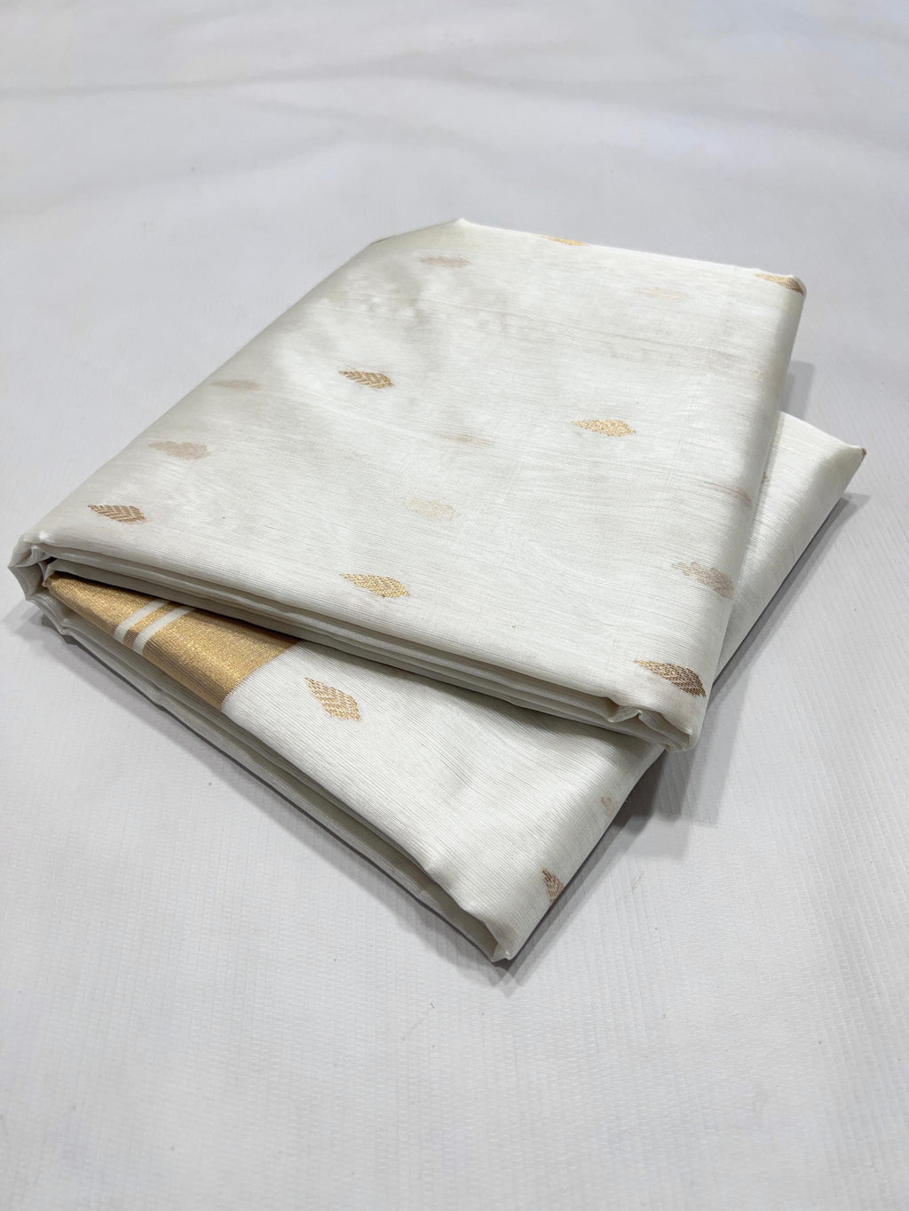 Pure Chanderi Handloom Pattu Silk Saree.