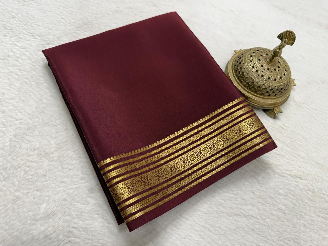 Pure Mysore Handloom Silk Saree with Traditional Border.