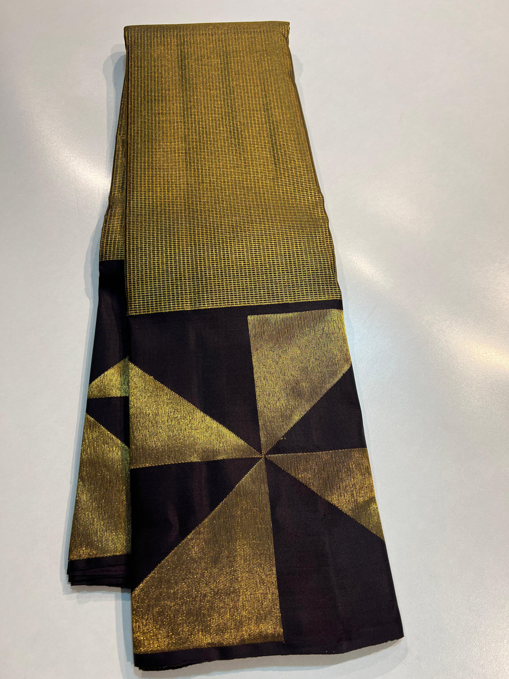 Pure Kanchipuram Handloom Tissue 8Kol Silk Saree