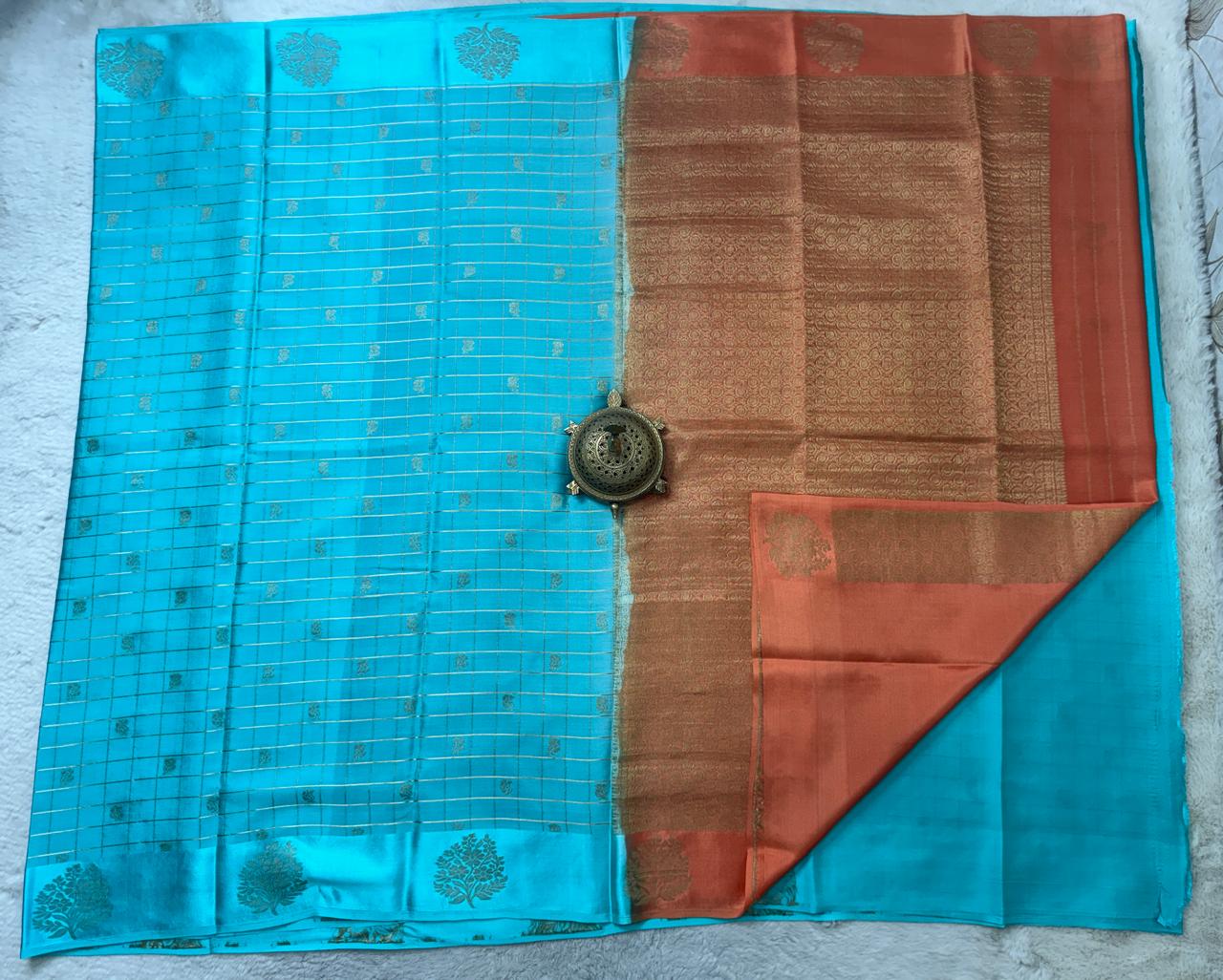 Pure Mysore Handloom Silk Saree with Checks Pattern.