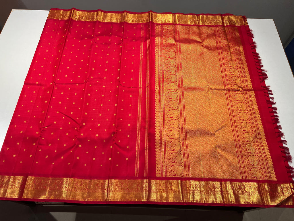 Pure Kanchipuram Handloom Silk Saree in Red