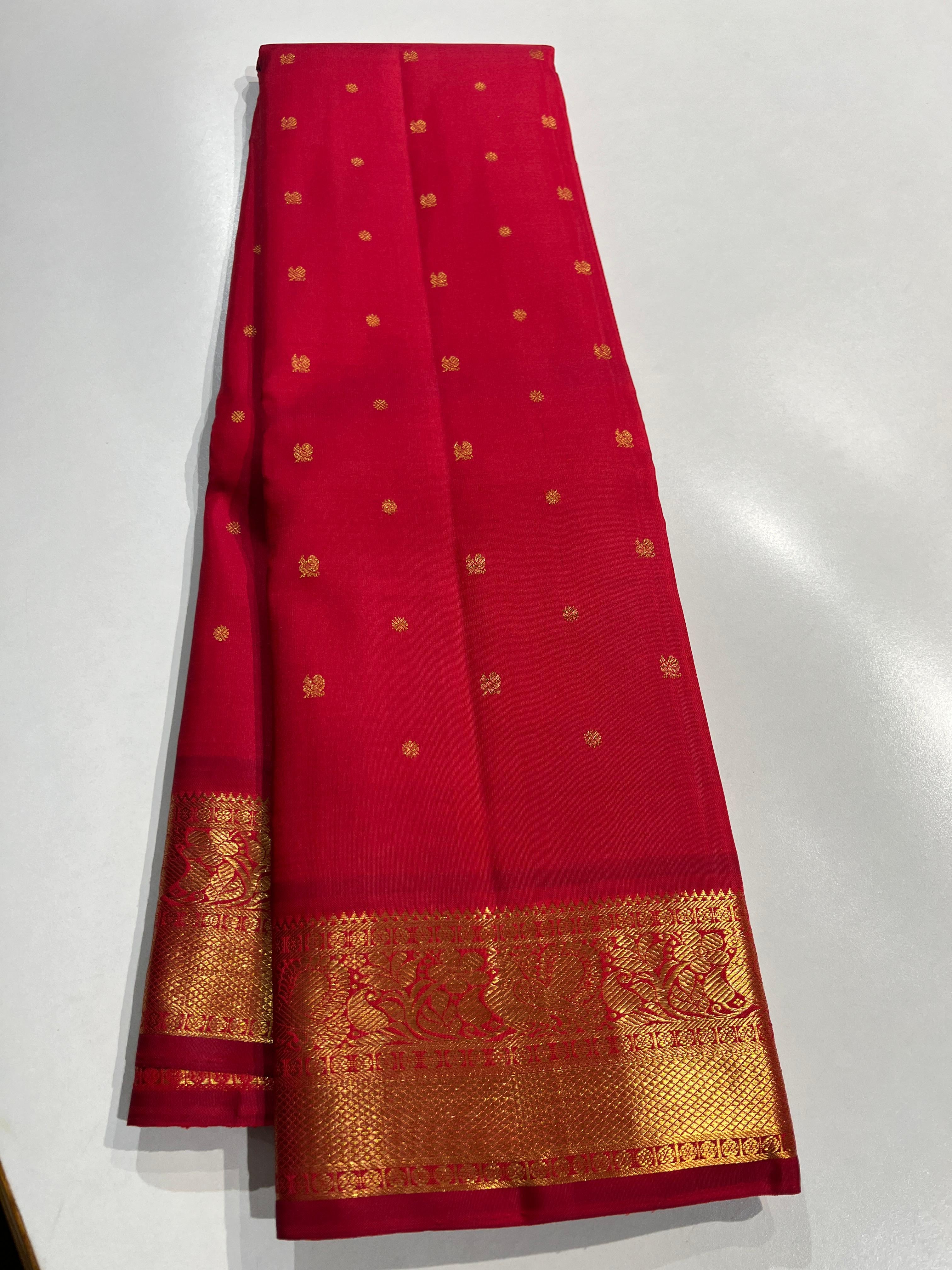 Pure Kanchipuram Handloom Silk Saree in Red