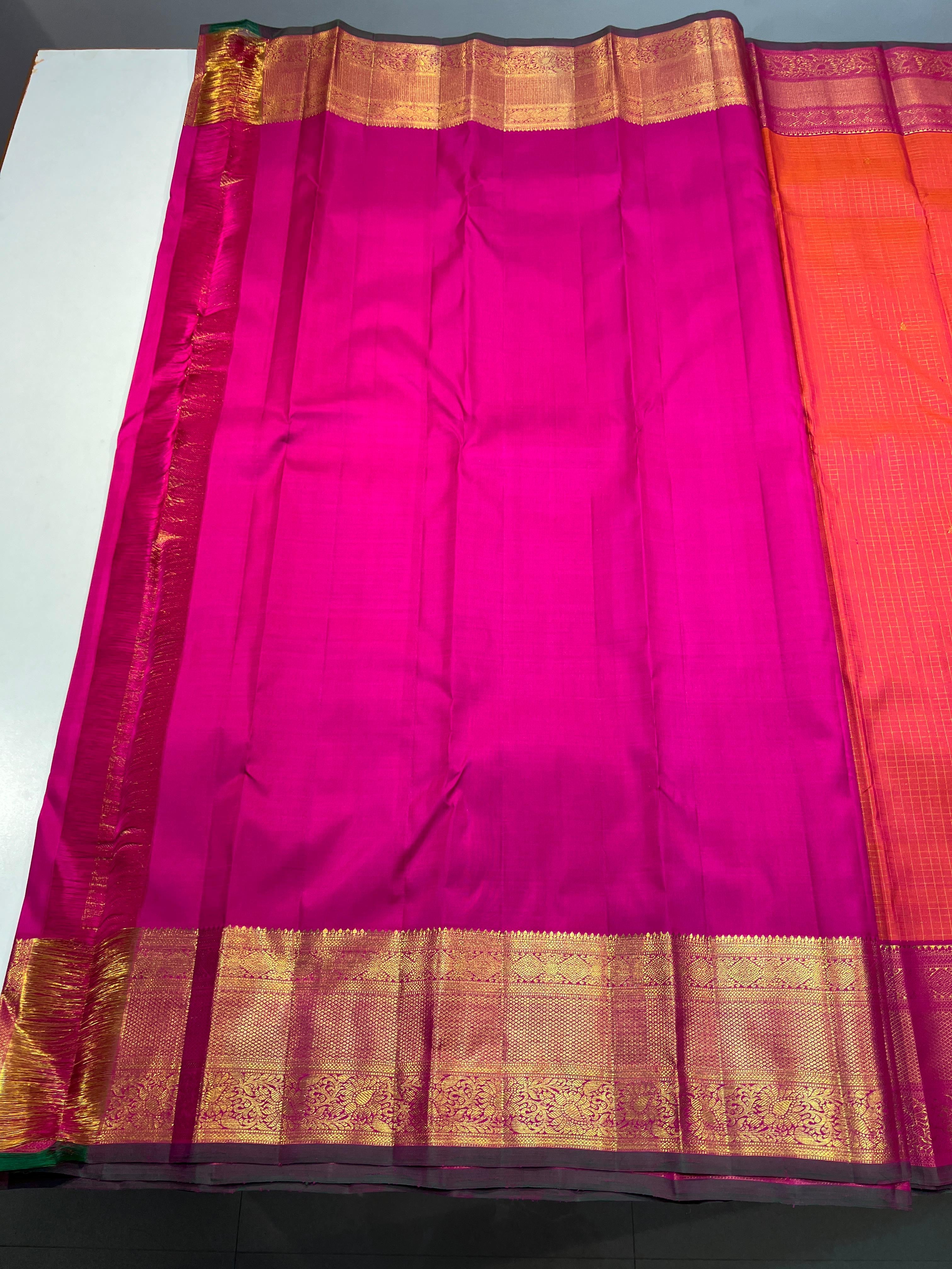 Pure Kanchipuram Handloom Vaira Oosi Silk Saree.
