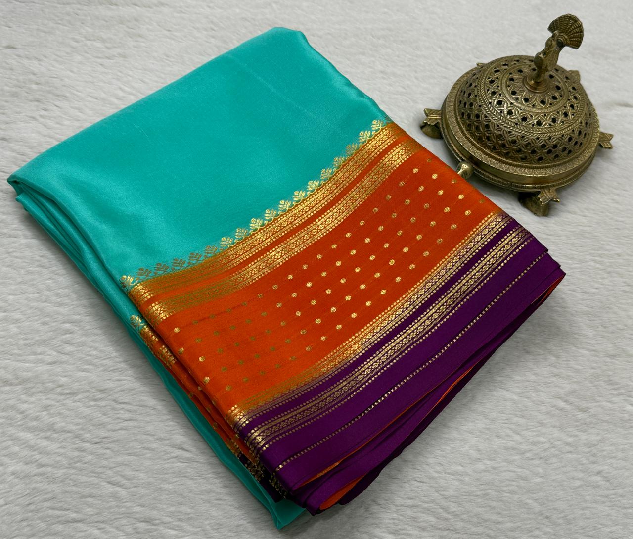 Pure Mysore Handloom Silk Saree with 3D Butta Bentex Border.