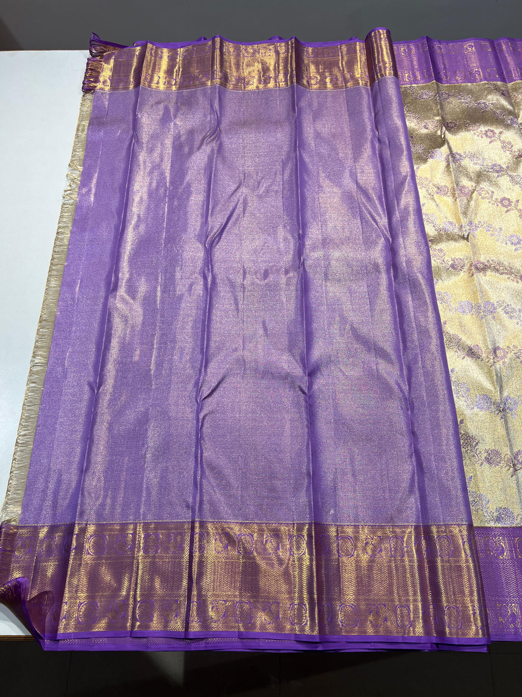 Kanchipuram Handloom Tissue Silk Saree