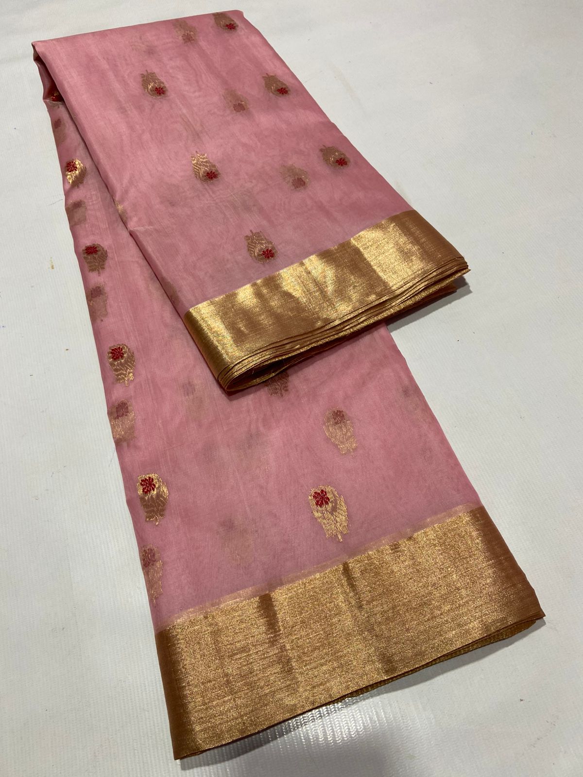 Chanderi Kataan Silk Saree | Handloom | Lightweight Drape - Silk Stories