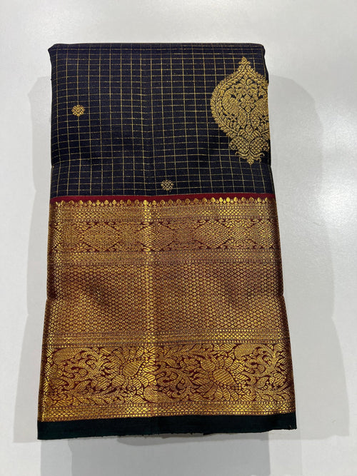 Kanchipuram Handloom Vaira Oosi Silk Saree - Silk Stories