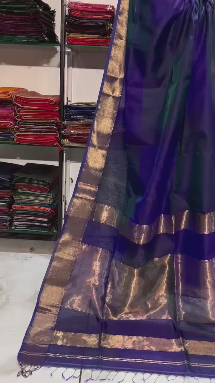 Pure Maheshwari Handwoven Shaded Saree.