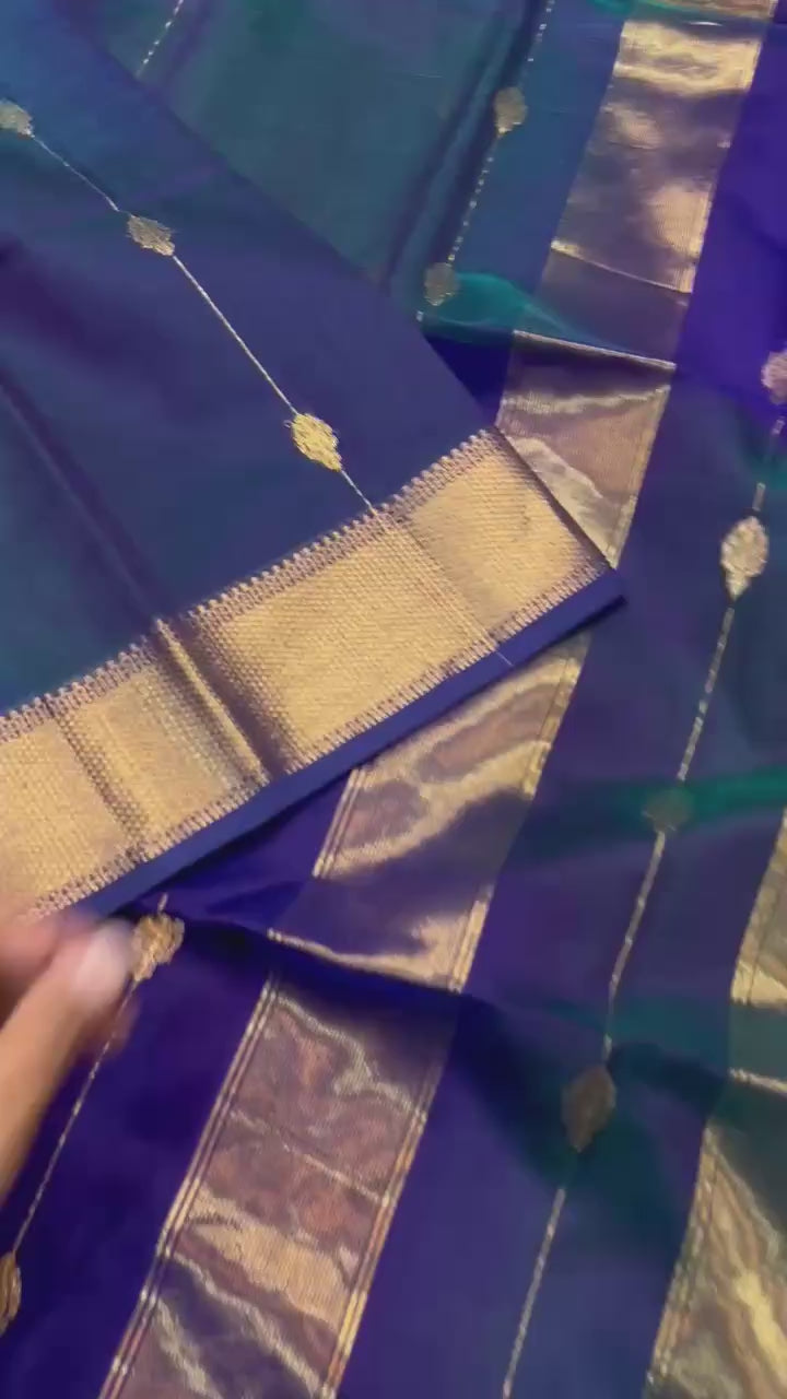 Traditional Pure Maheshwari Handwoven Big Border Zari Line Butti Saree.