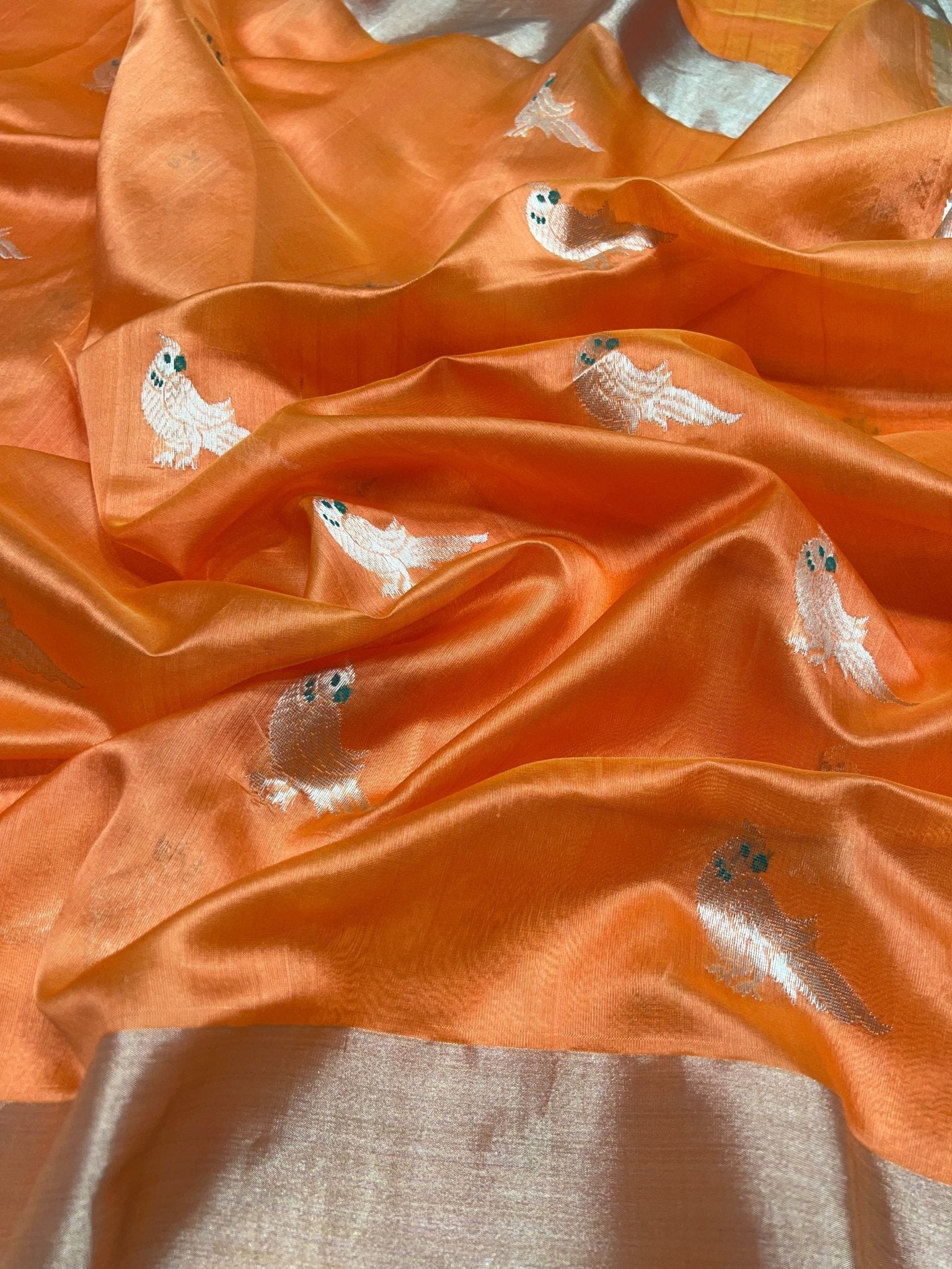 Pure Chanderi Handloom Pattu Silk Saree. - Silk Stories