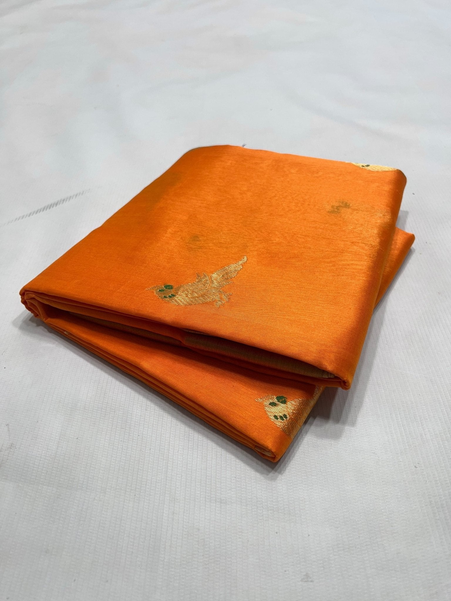 Pure Chanderi Handloom Pattu Silk Saree. - Silk Stories