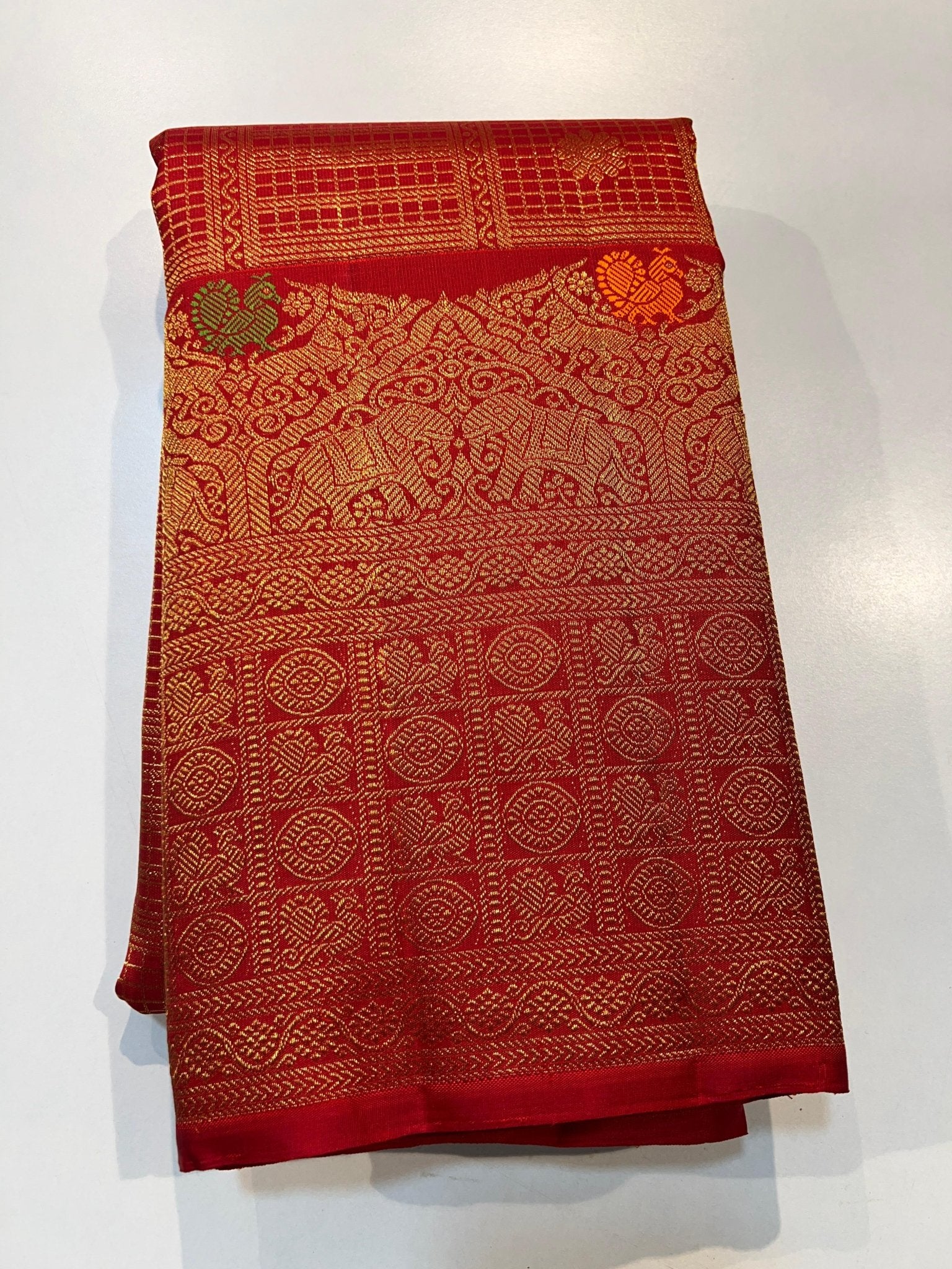 Pure Kanchipuram Handloom Silk Saree with Turning Border. - Silk Stories