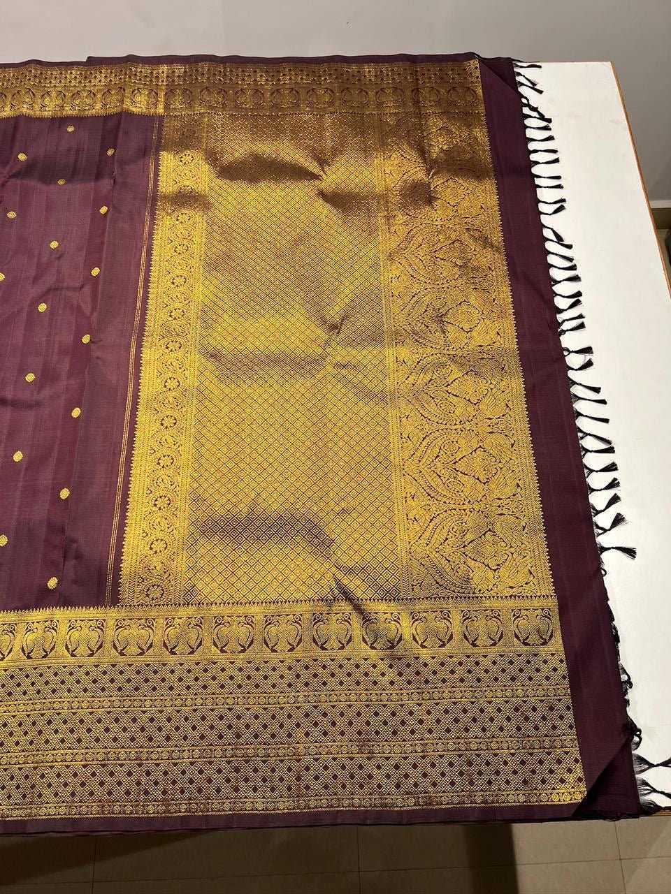 Pure Kanchipuram Handloom Turning Border Silk Saree - Silk Stories