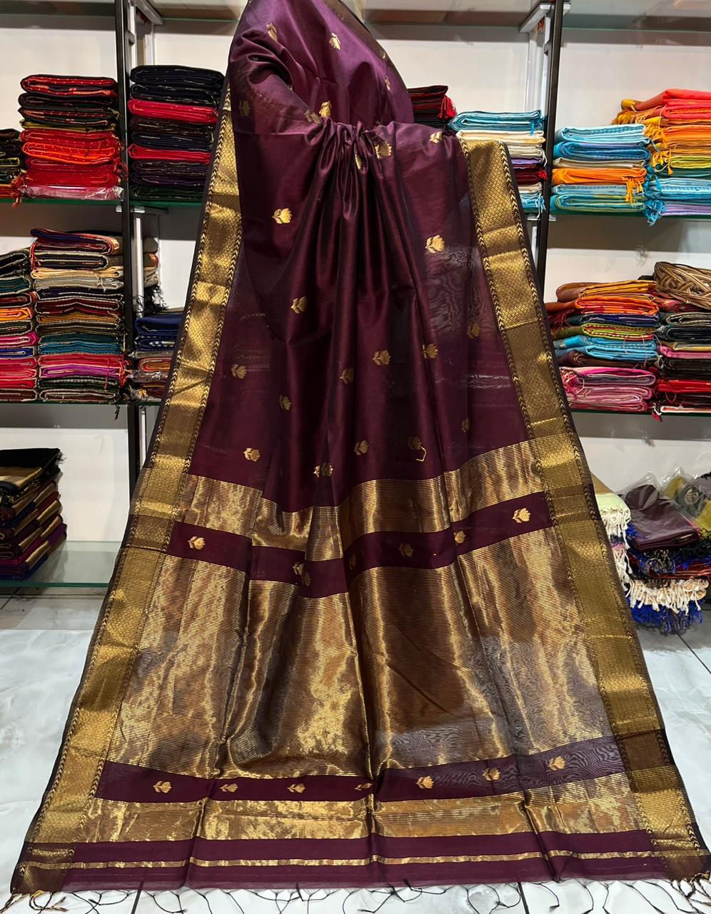 Traditional Cotton Silk Maheshwari Handwoven all Over Lotus Butti Saree. - Silk Stories