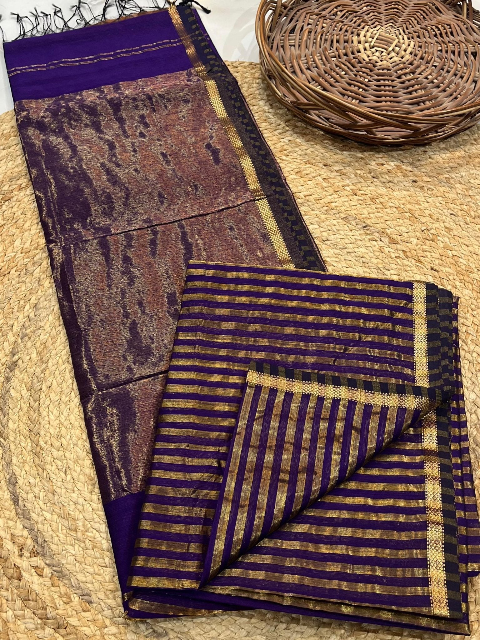 Traditional Cotton Silk Maheshwari Handwoven Zari Stripe Tissue Pallu Saree. - Silk Stories