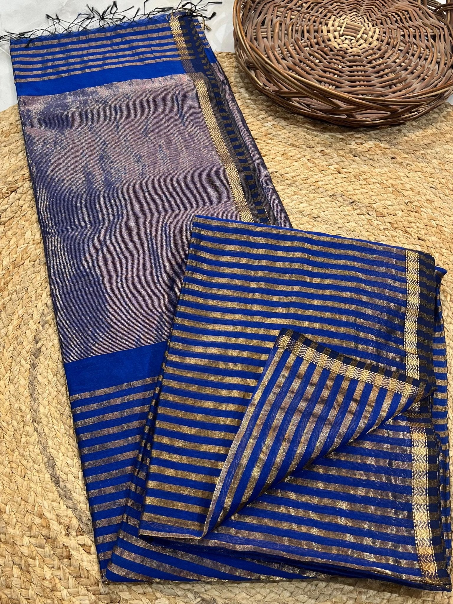 Traditional Cotton Silk Maheshwari Handwoven Zari Stripe Tissue Pallu Saree. - Silk Stories