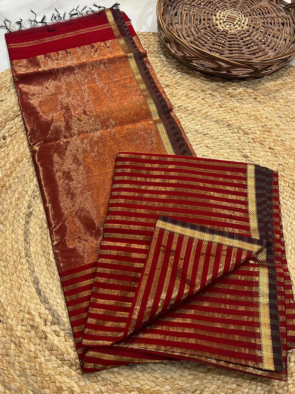 Traditional Cotton Silk Maheshwari Handwoven Zari Stripe Tissue Pallu Saree. - Silk Stories
