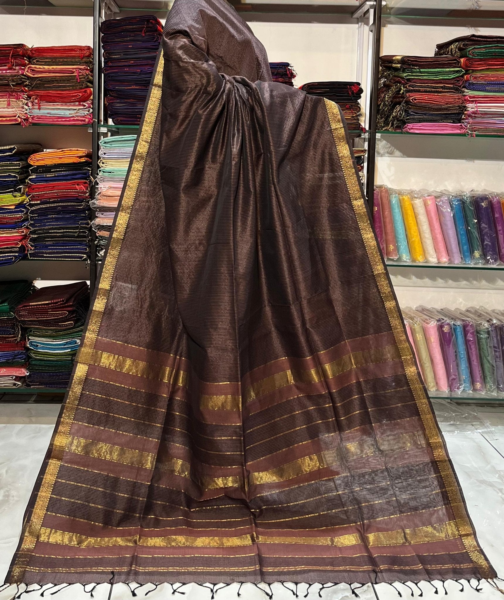 Traditional Pure Maheshwari Handwoven Mulberry Reshmi Saree – Silk Cotton Blend | Festive & Wedding Wear - Silk Stories
