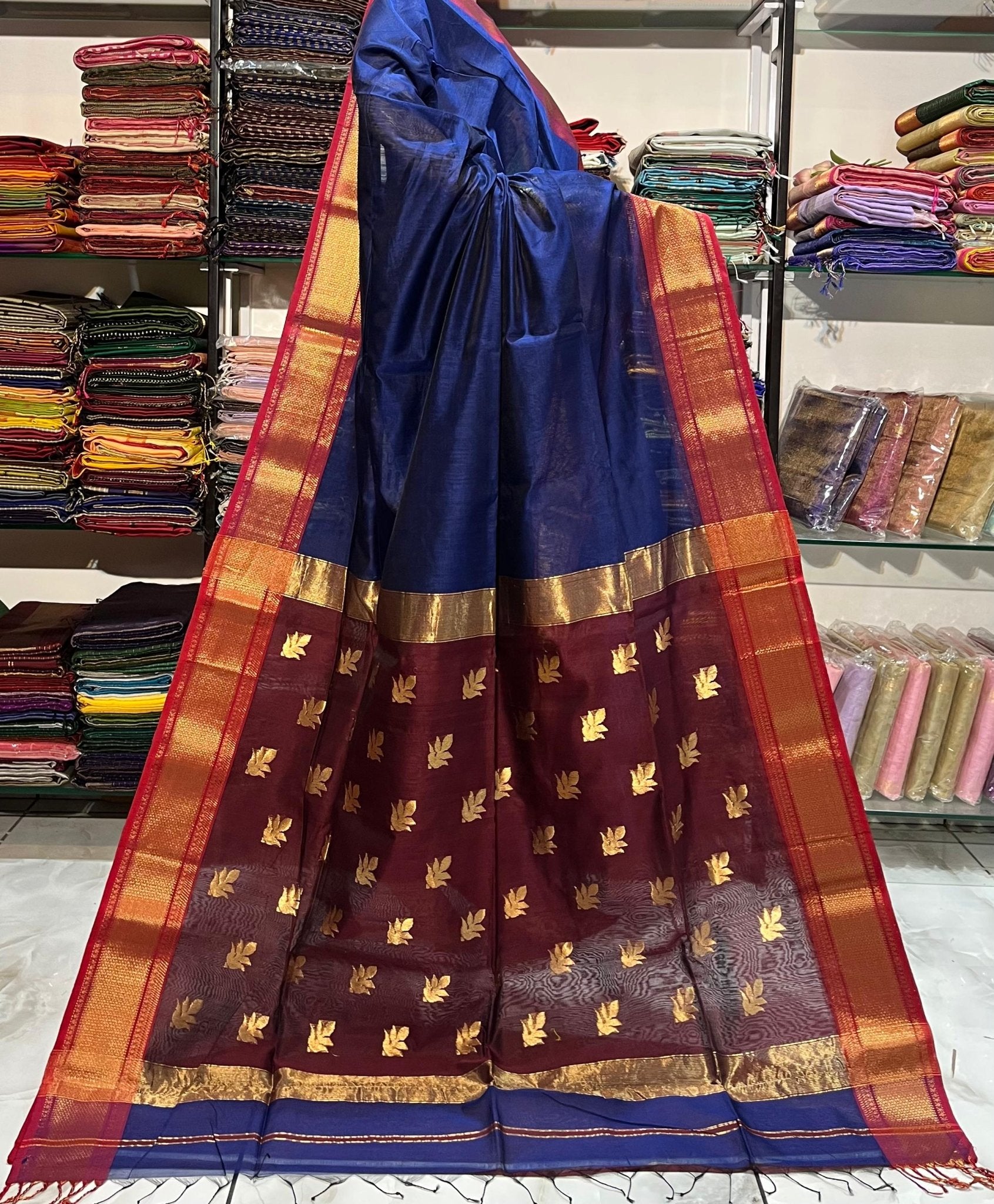 Traditional Pure Maheshwari Handwoven Zari with Lotus Butti Saree. - Silk Stories